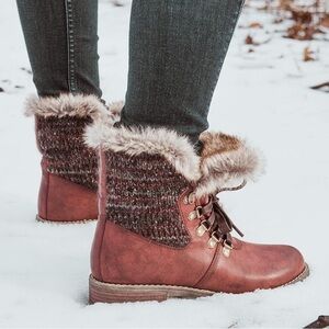 Nunn Bush Women's Brown Fur-Trimmed Winter Boots